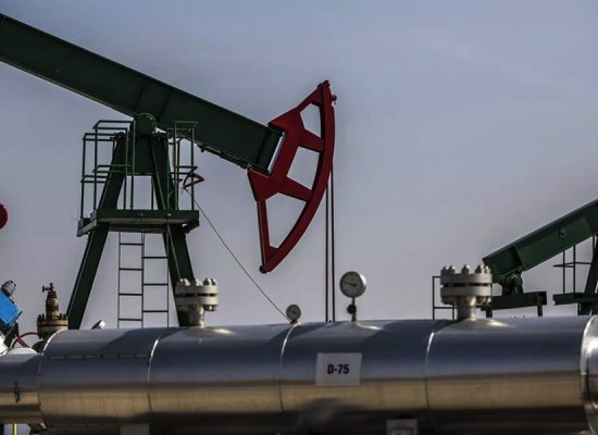 На мировых рынках выросли цены на нефть