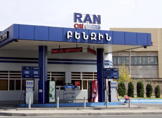 Azərbaycan benzini Ermənistanda bazar qiymətindən xeyli ucuz satılacaq