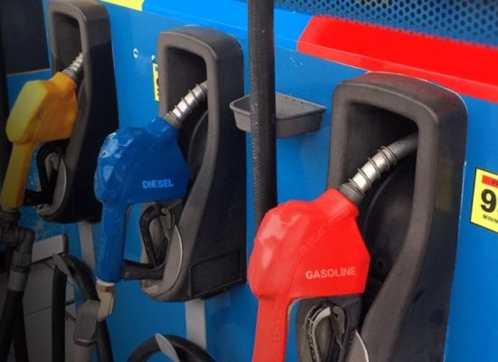 Ermənistanda Azərbaycan benzini üçün növbələr yaranıb