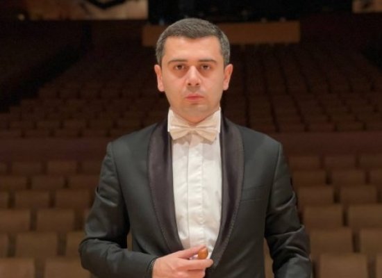 Назначен директор-главный дирижер Государственного ансамбля песни и танца