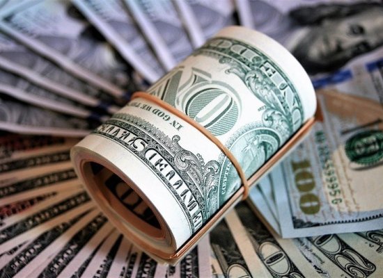Azerbaijan Central Bank reports stable dollar, slight decline in euro and ruble
