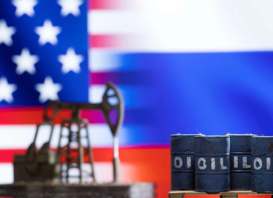 Neft qiymətləri Trampın açıqlamasından sonra 6-7% ucuzlaşıb