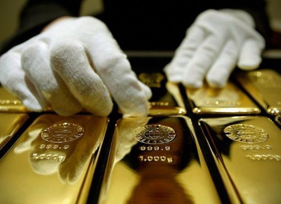 
Золото и серебро на биржах подорожало