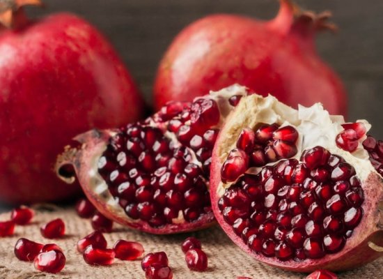 Азербайджан сократил выручку от экспорта гранатов на 20%