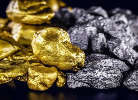 Qızıl və gümüş ucuzlaşır