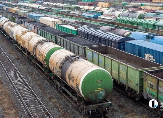 Armenia says 26,295 tonnes of cargo transited via Azerbaijan since November