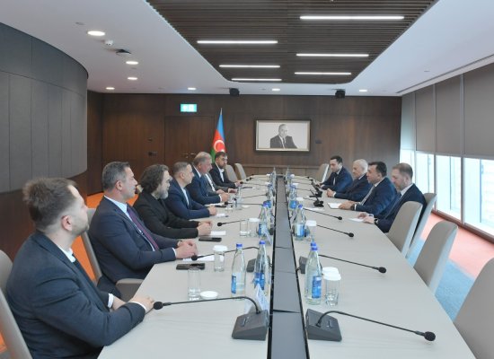 Азербайджан и Турция обсудили расширение делового сотрудничества
