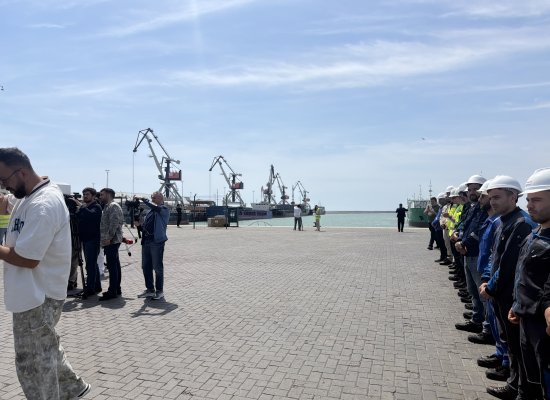 Bakı Limanı bu il 120 min TEU konteyner aşırmağı hədəfləyi