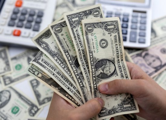 Azərbaycana pul baratları I rübdə 29% artıb