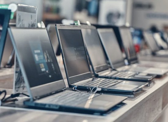 Azerbaijan laptop output falls 51.5% in January-May