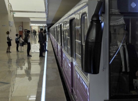 В Баку изменится график движения поездов метро