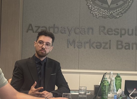 AMB rəsmisi: Kart əməliyyatlarında texniki insidentlər vəsaitin itməsi demək deyil