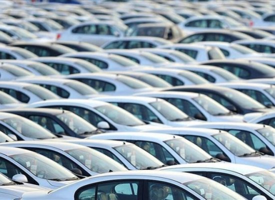Azərbaycan avtomobil idxalına çəkdiyi xərci 35 %-ə yaxın azaldıb