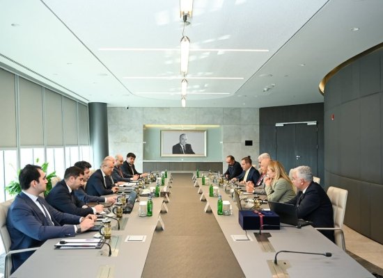 Азербайджан обсудил с Limak Group возможности сотрудничества