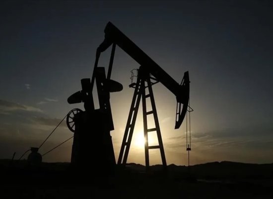 
Цена азербайджанской нефти приблизилась к 102 долларам