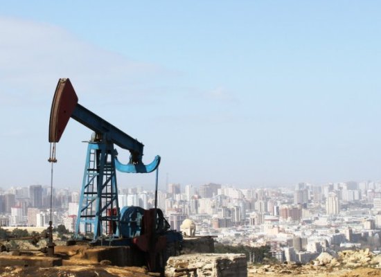 ABŞ-nin İrana zərbə planından imtina etməsindən sonra neft 4 dollardan çox ucuzlaşıb