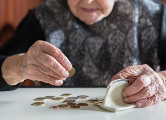 Azərbaycanda pensiya ödənişlərinə ayrılan vəsait 10% artıb