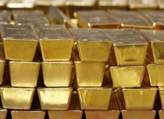 Золото поднялось до максимума более чем за три месяца
