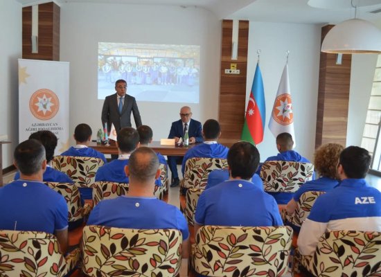 Azərbaycan ağırlıqqaldıranları Avropa birinciliyində 15 medal qazanıb