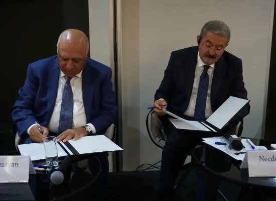 Ermənistan və Türkiyə iş adamları sərhədyanı əməkdaşlığı müzakirə ediblər