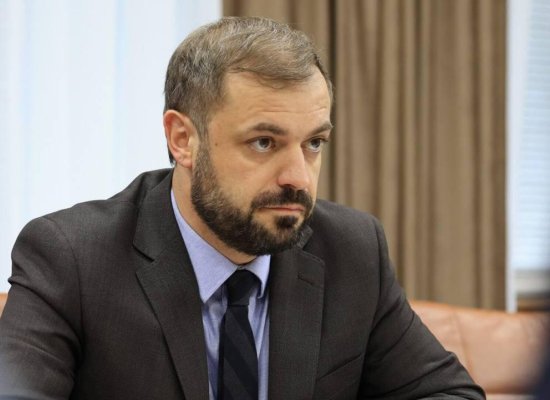 Азербайджанский бензин сдержал рост цен в Армении