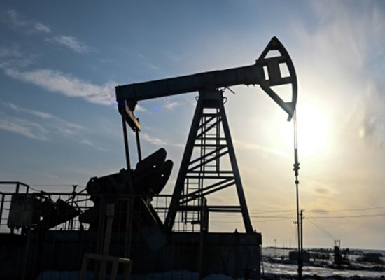 Нефть опустилась ниже $100