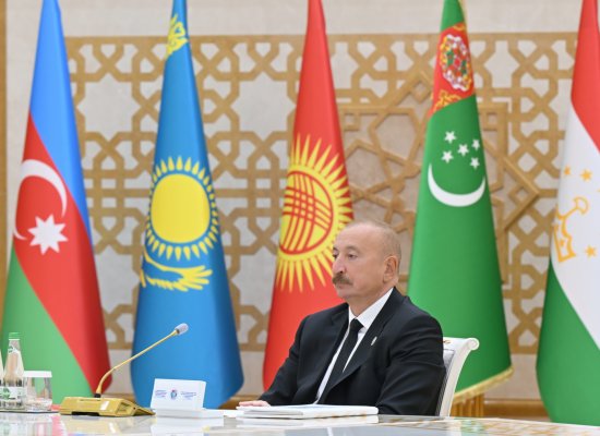 Алиев отметил динамику связей с Туркменистаном