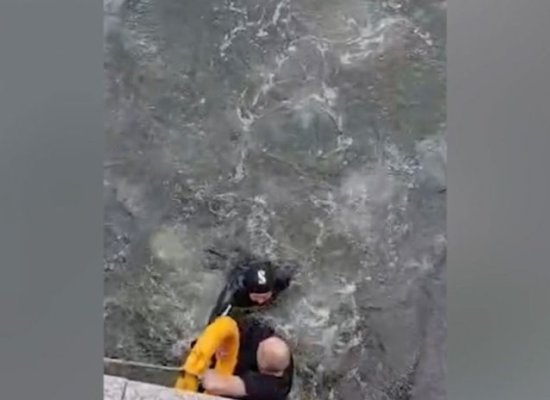 Man Rescued from Drowning off Baku Seaside Boulevard