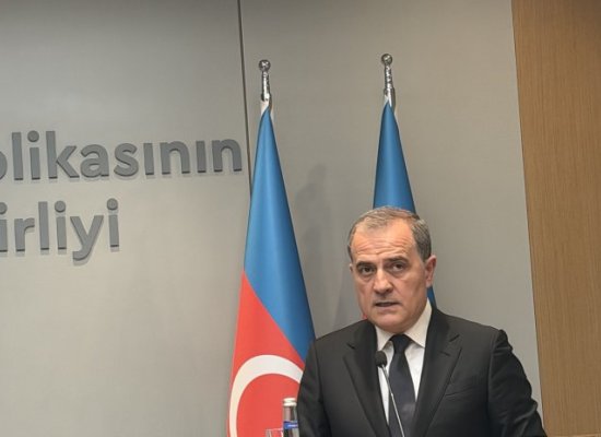 Азербайджан очистит 12 озер на Абшероне