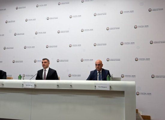 Mərkəzi Bank rəqabəti artırmaq üçün bankların birləşməsini təşviq etməyə hazırdır
