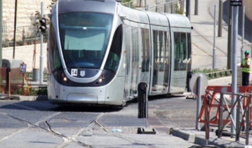 Kitabxana-tramvaylar işə salınacaq Kitabxana-tramvaylar işə salınacaq