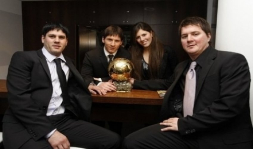 Шутка брата Месси над Роналду - ФОТО