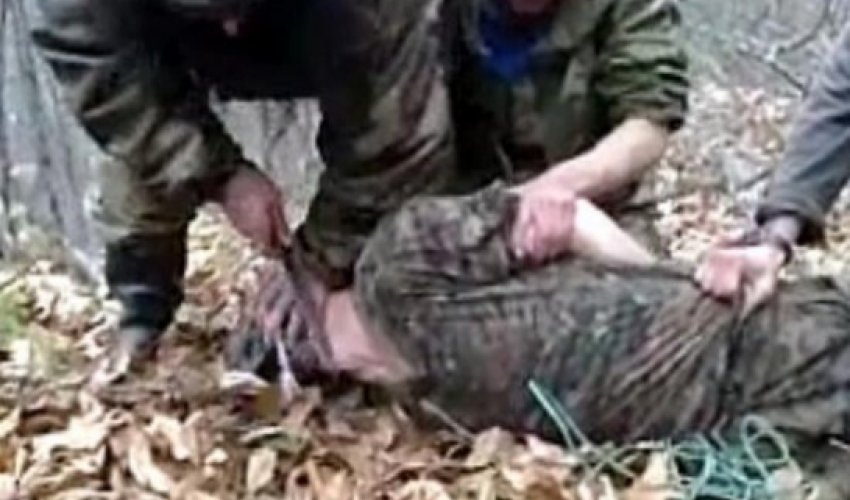Боевики обезглавили своего соратника - ШОК Боевики обезглавили своего соратника - ШОК