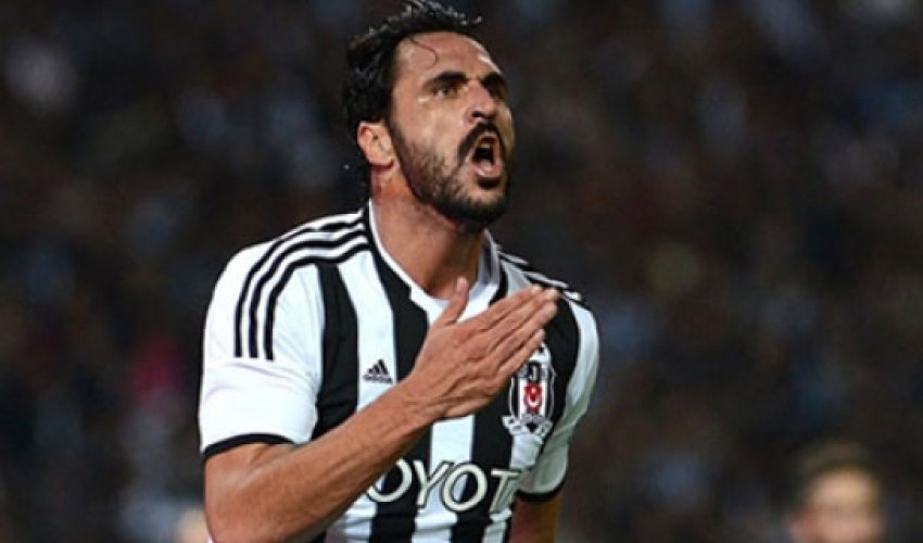 "Barselona" "Beşiktaş"lı ulduzu almaq istəyir "Barselona" "Beşiktaş"lı ulduzu almaq istəyir
