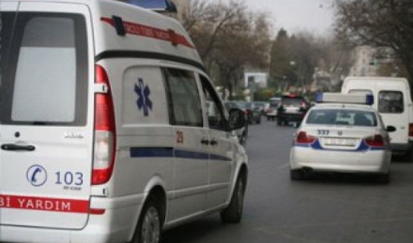 В Баку сгорел внедорожник, пострадал мастер В Баку сгорел внедорожник, пострадал мастер