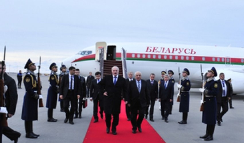 Aleksandr Lukaşenkonun Azərbaycana səfəri başladı