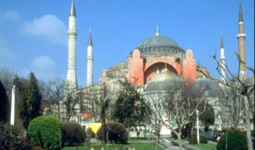 “Atatürk imzası saxtadır”