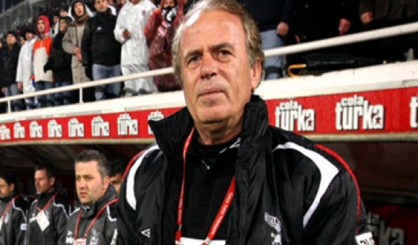 Mustafa Dənizli “Xəzər Lənkəran”da! Mustafa Dənizli “Xəzər Lənkəran”da!