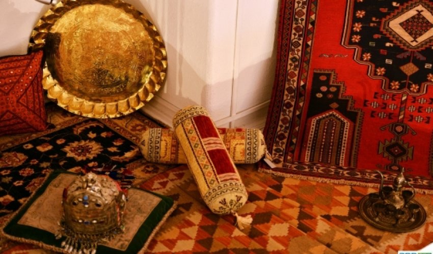 Budapeştin Azərbaycan xalçalarına sevgisi - FOTOLAR