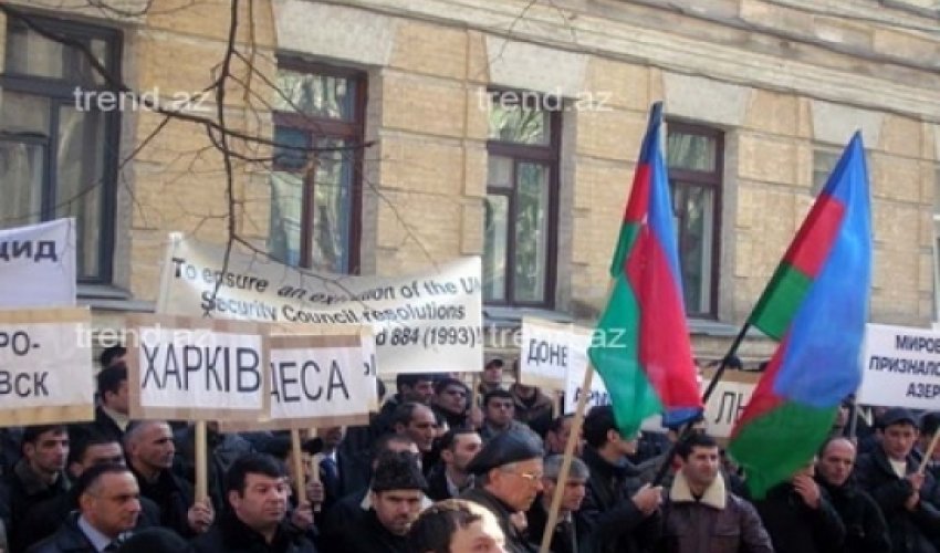 Азербайджанцы в Украине за евроинтеграцию Азербайджанцы в Украине за евроинтеграцию
