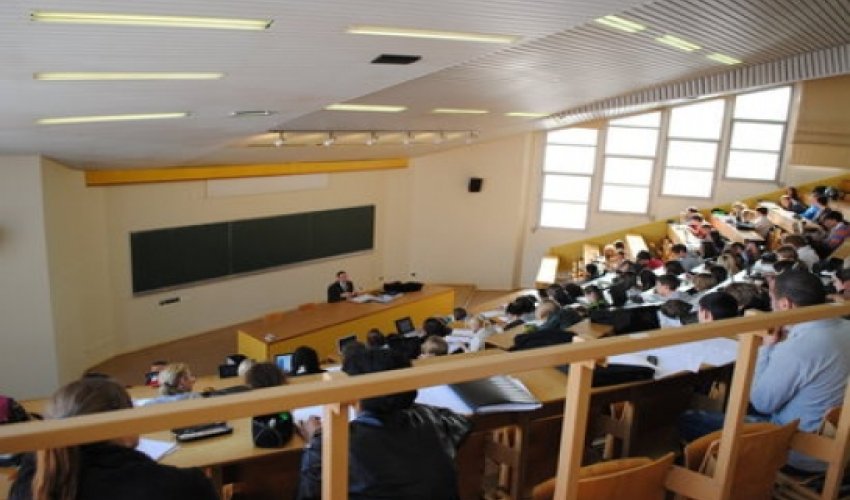 Меняют методику курсов повышения квалификации преподавателей вузов