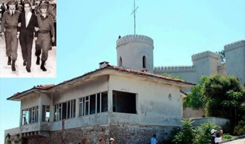 Məndərəsin edam edildiyi adanın adı dəyişdirildi Məndərəsin edam edildiyi adanın adı dəyişdirildi