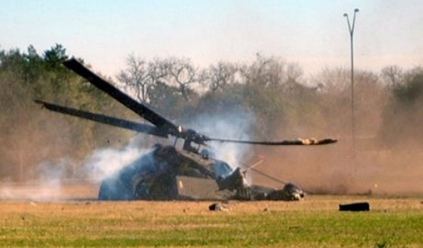Türkiyədə iki hərbi vertolyot qəzaya uğrayıb, ölənlər var Türkiyədə iki hərbi vertolyot qəzaya uğrayıb, ölənlər var