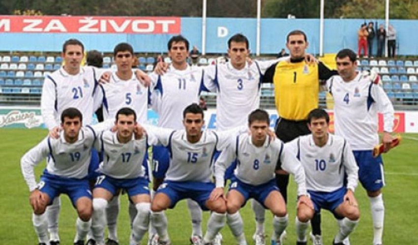 Millimiz FİFA reytinqində bir pillə irəlilədi