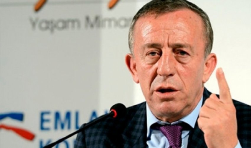 Türkiyədə həbs olunan milyarder sərbəst buraxıldı Türkiyədə həbs olunan milyarder sərbəst buraxıldı