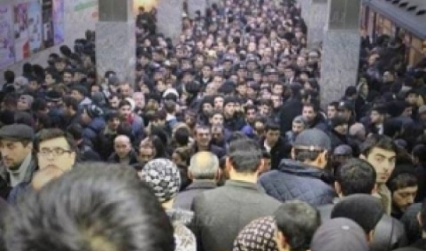 Проблема в бакинском метро Проблема в бакинском метро