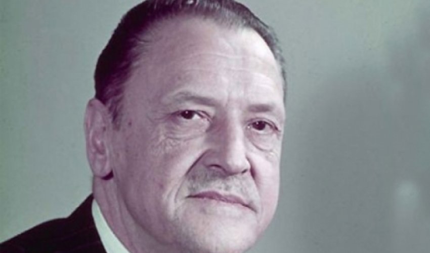 Dost dar gündə tanınar - TƏRCÜMƏ Dost dar gündə tanınar - TƏRCÜMƏ