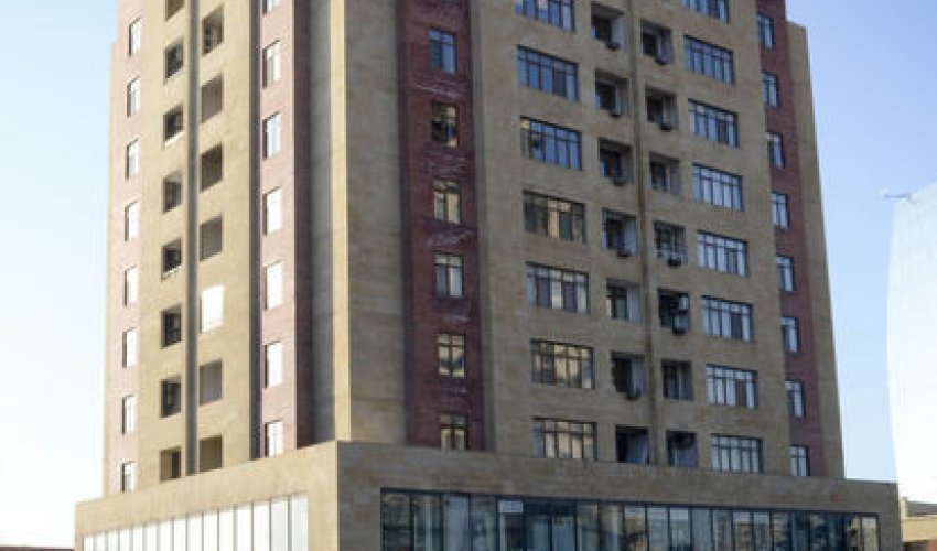 В Баку снесут новостройку- ФОТО В Баку снесут новостройку- ФОТО