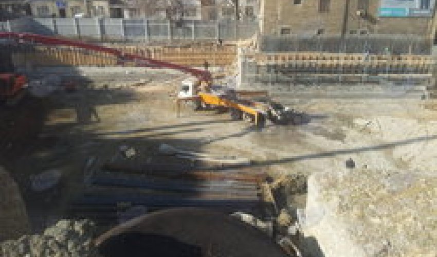 Bakının mərkəzində daha bir göydələn tikilir - FOTOLAR Bakının mərkəzində daha bir göydələn tikilir - FOTOLAR