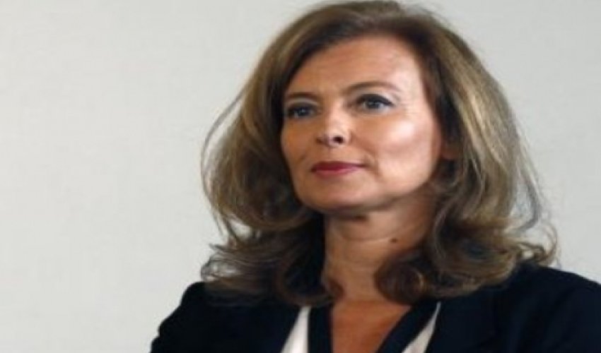 Birinci xanım xəstəxanaya yerləşdirildi